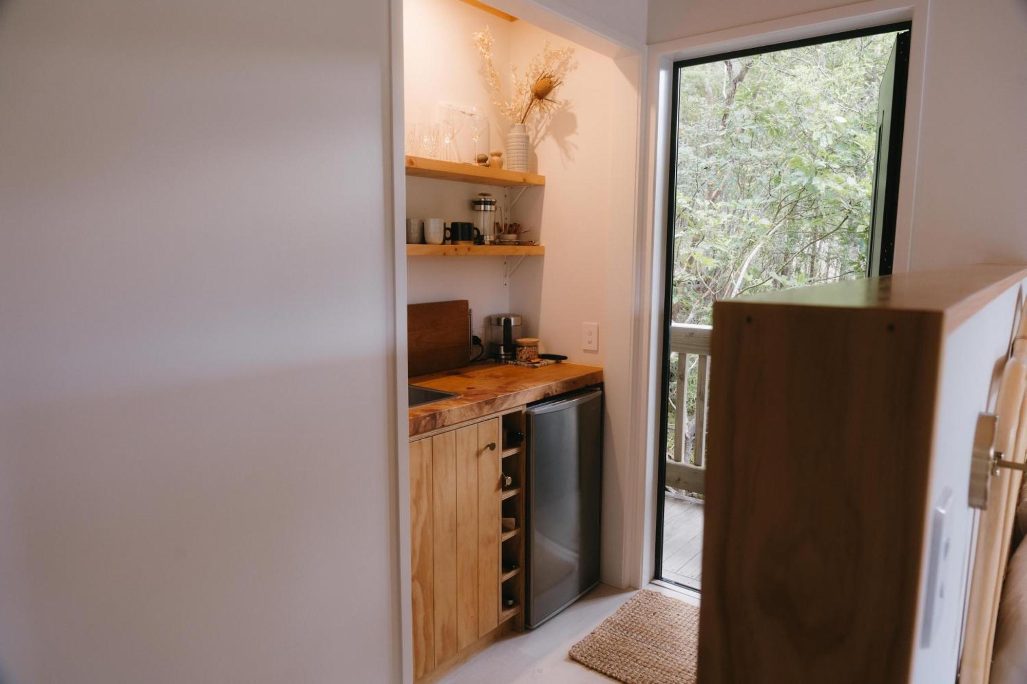 Treetop Tranquility At Rekindle Tree Houses Opua Extérieur photo